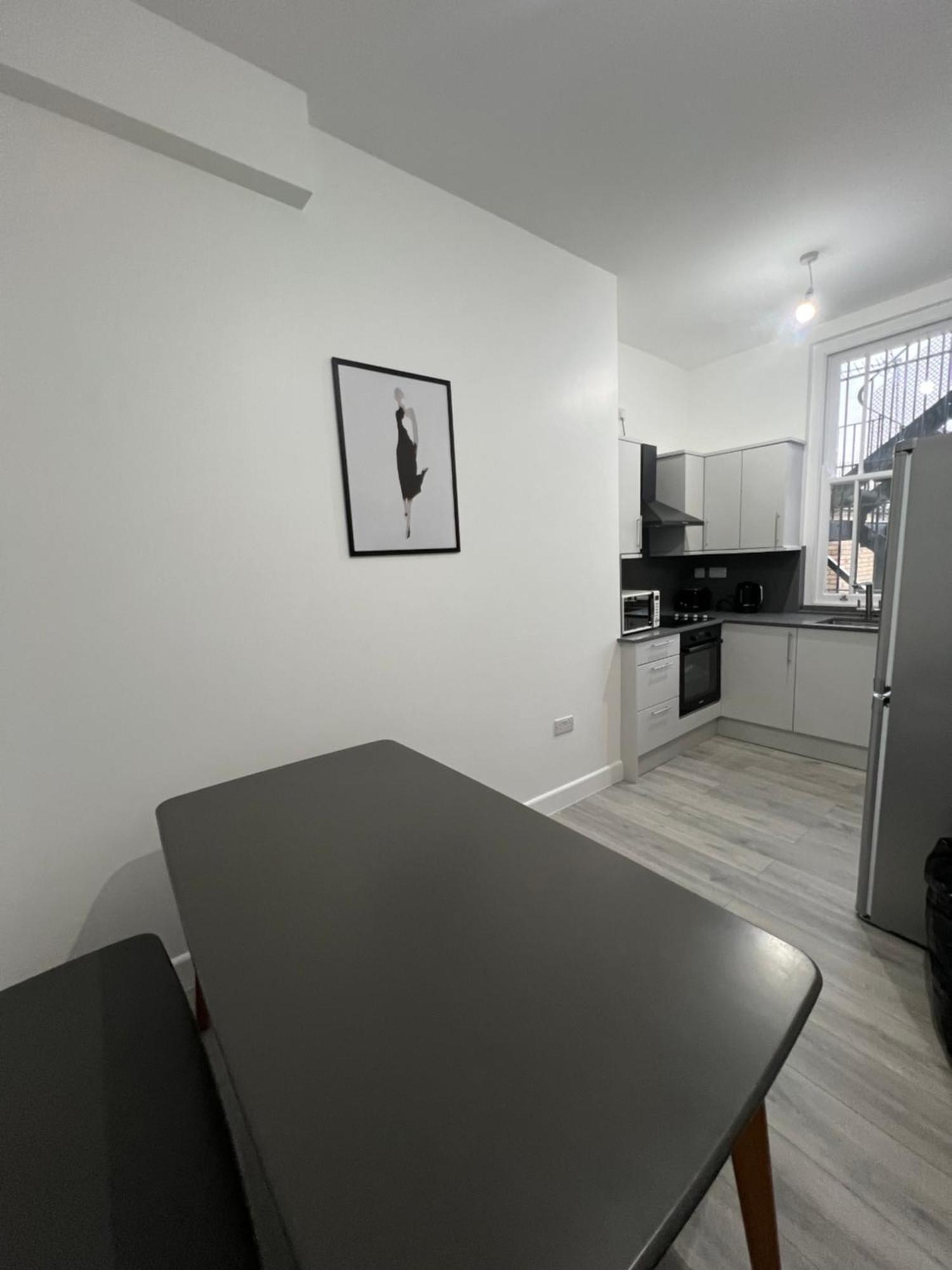 London Homes Luaran gambar